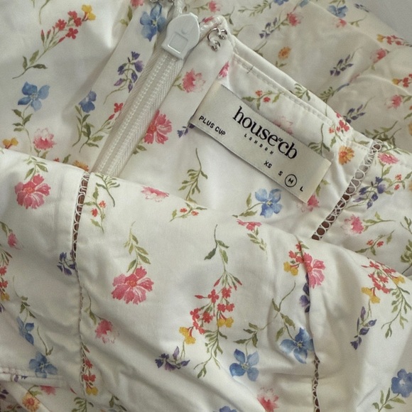 HOUSE OF CB' Ysabella' White Posy Print Cotton Maxi Sundress NWOT - Picture 7 of 7